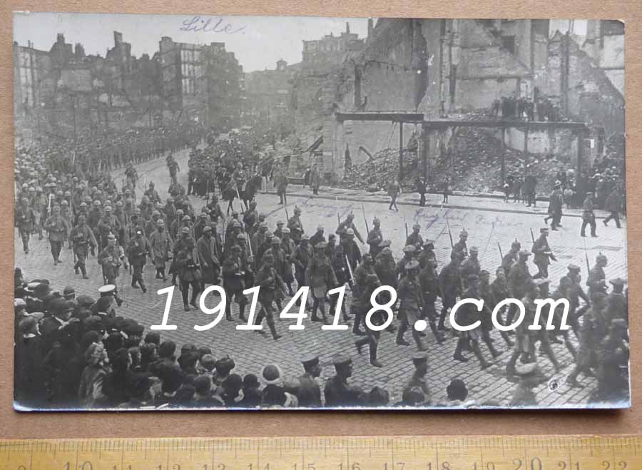 Gefangene-Lille-1915.jpg