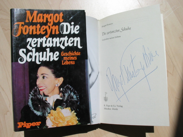 aut100.jpg