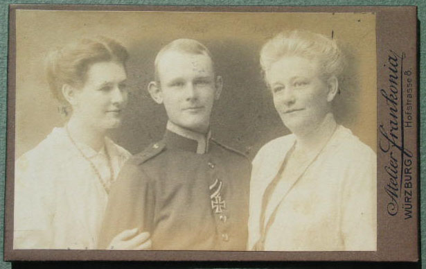 ek1914.jpg