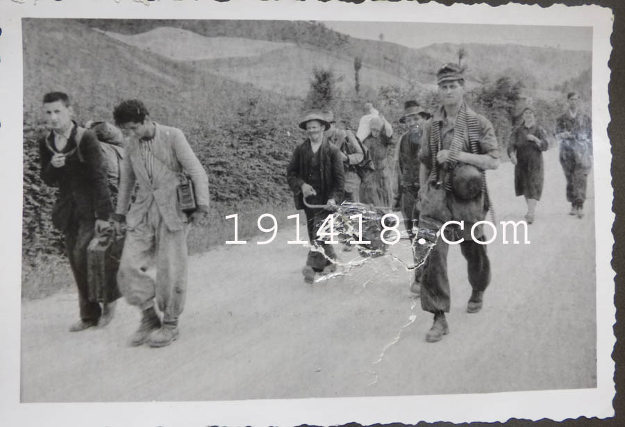 fallschirmjaeger1944.jpg