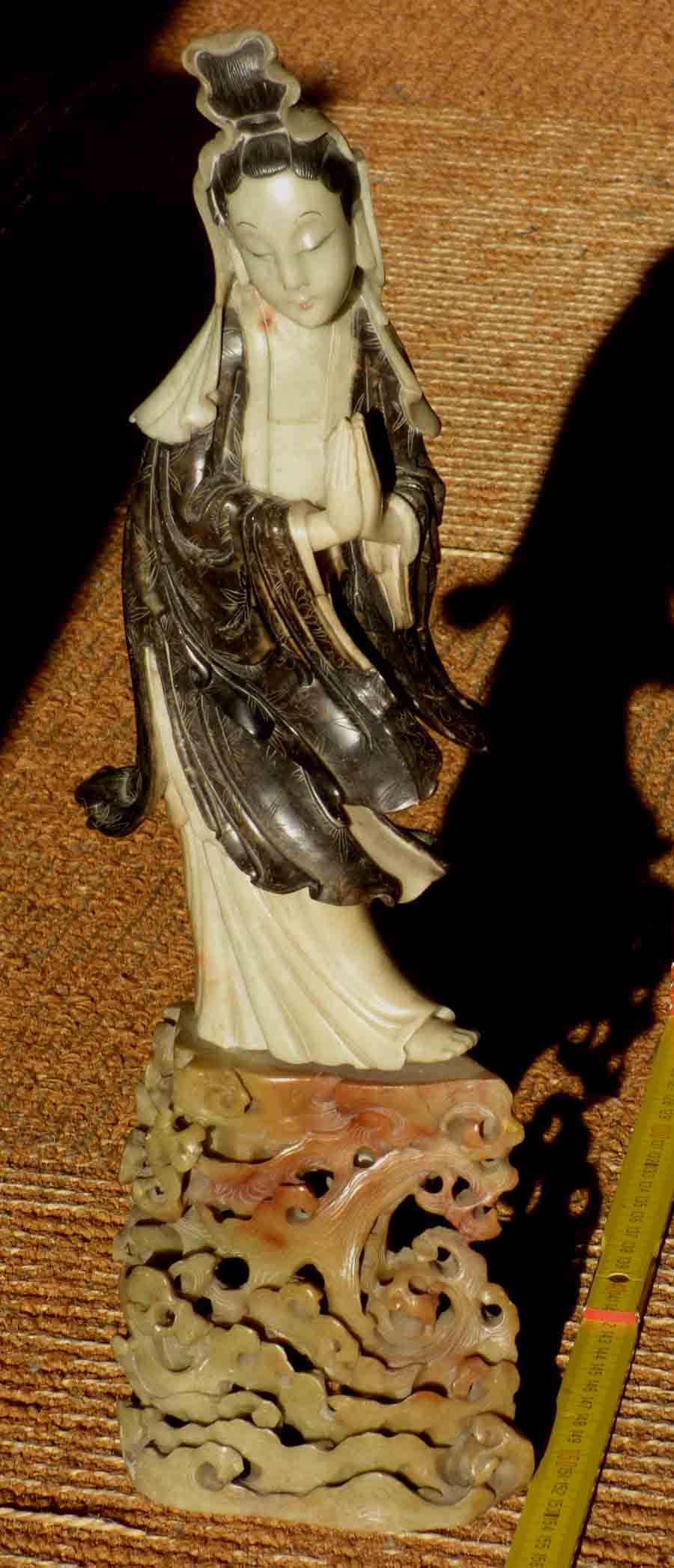 jade-frauenfigur.jpg