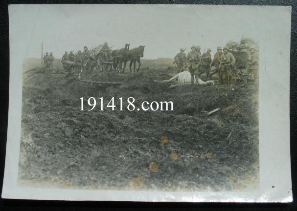 soldatenundpferde1918.jpg